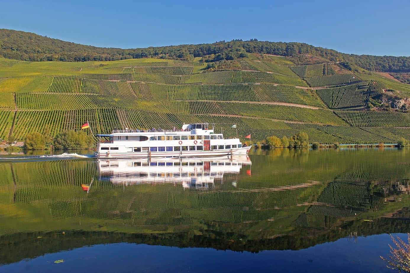 Schiff auf der Mosel
